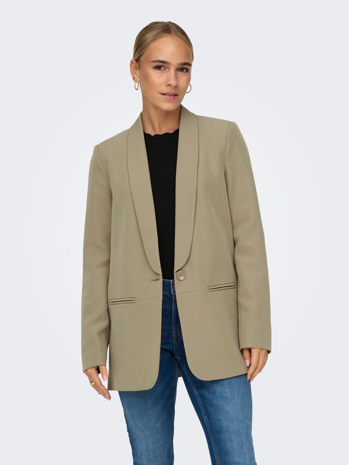 Classic box fit blazer