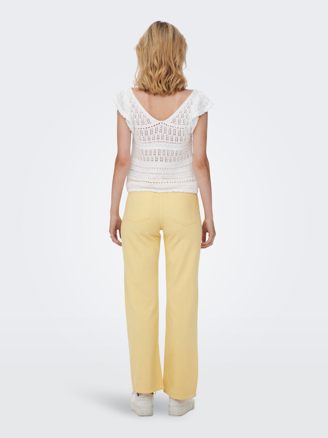 Solid colored Knitted Top