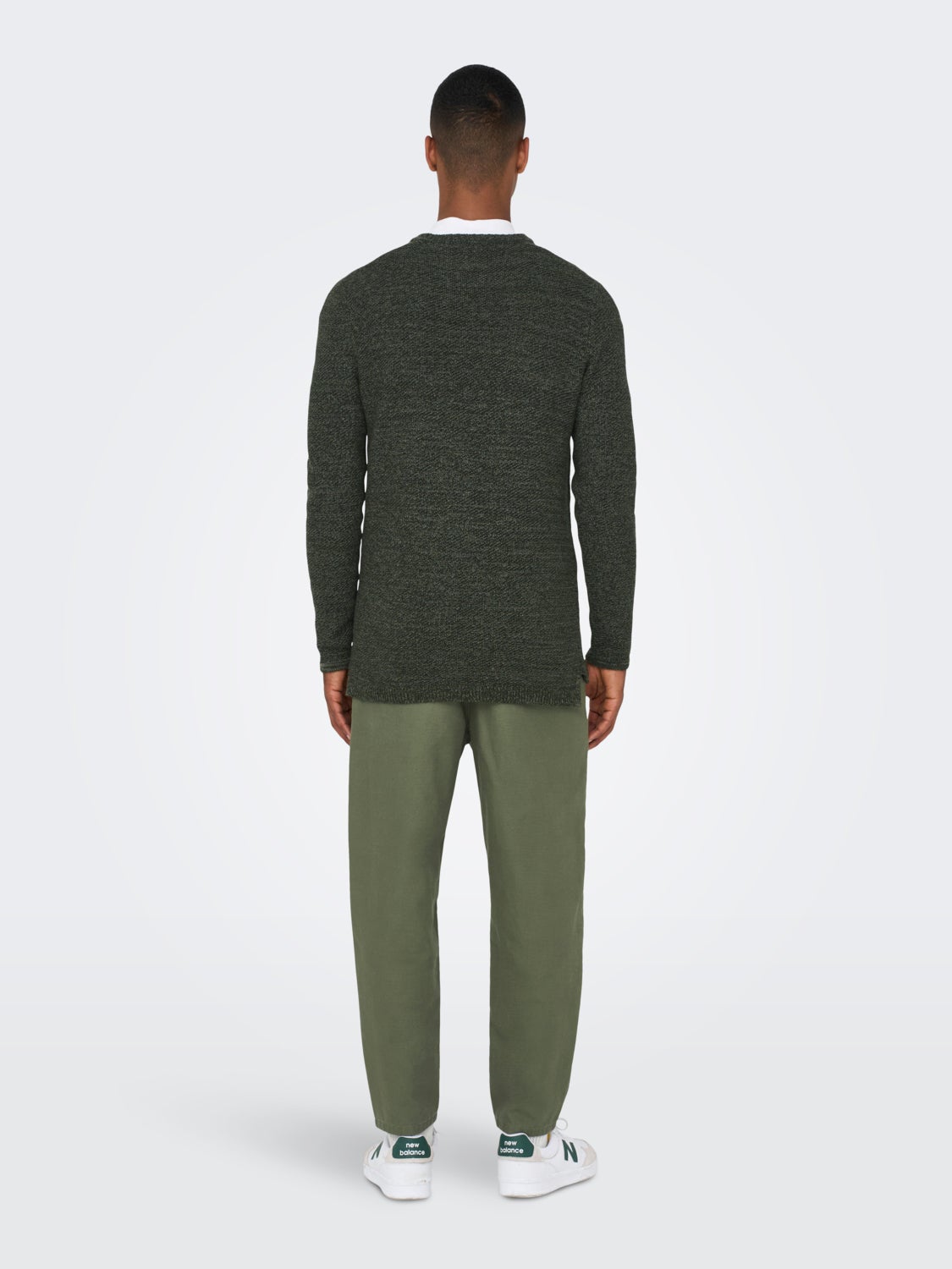 O-neck knitted pullover