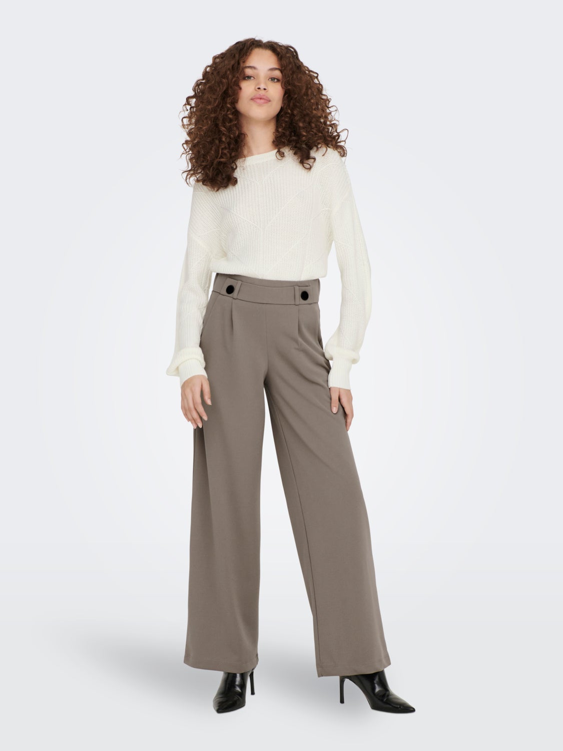 Wide Trousers