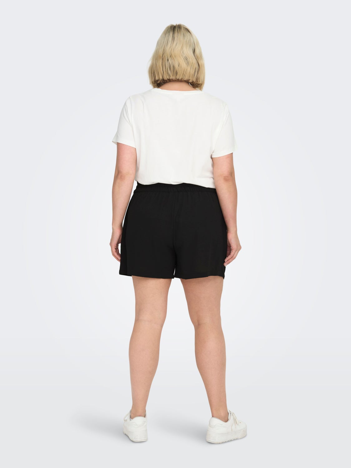 Curvy solid color shorts