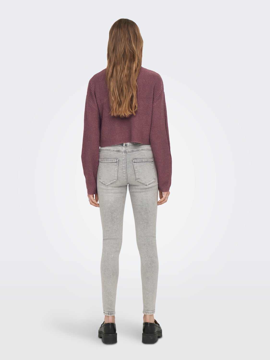 Cropped knitted pullover