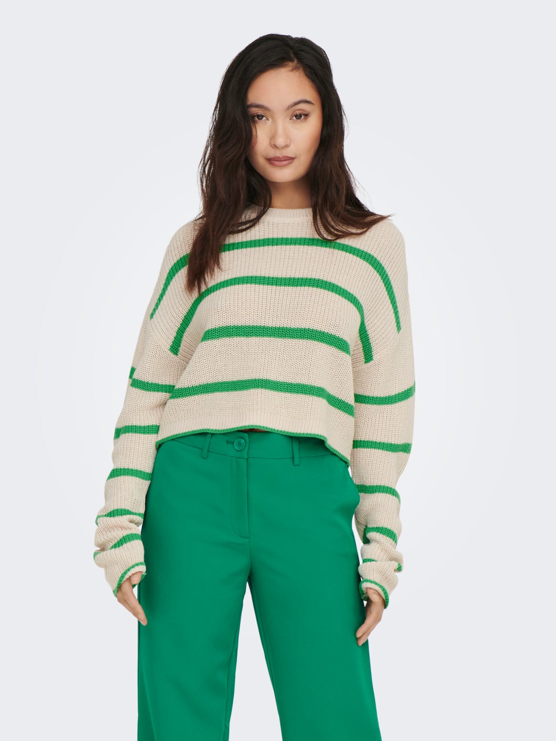 Cropped knitted pullover