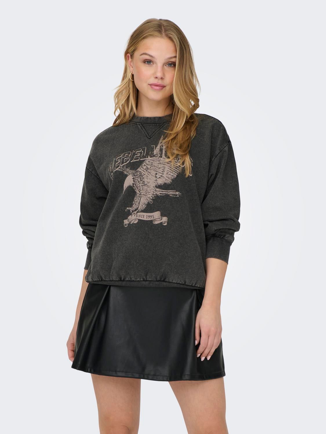 O-neck sweatshirt with print