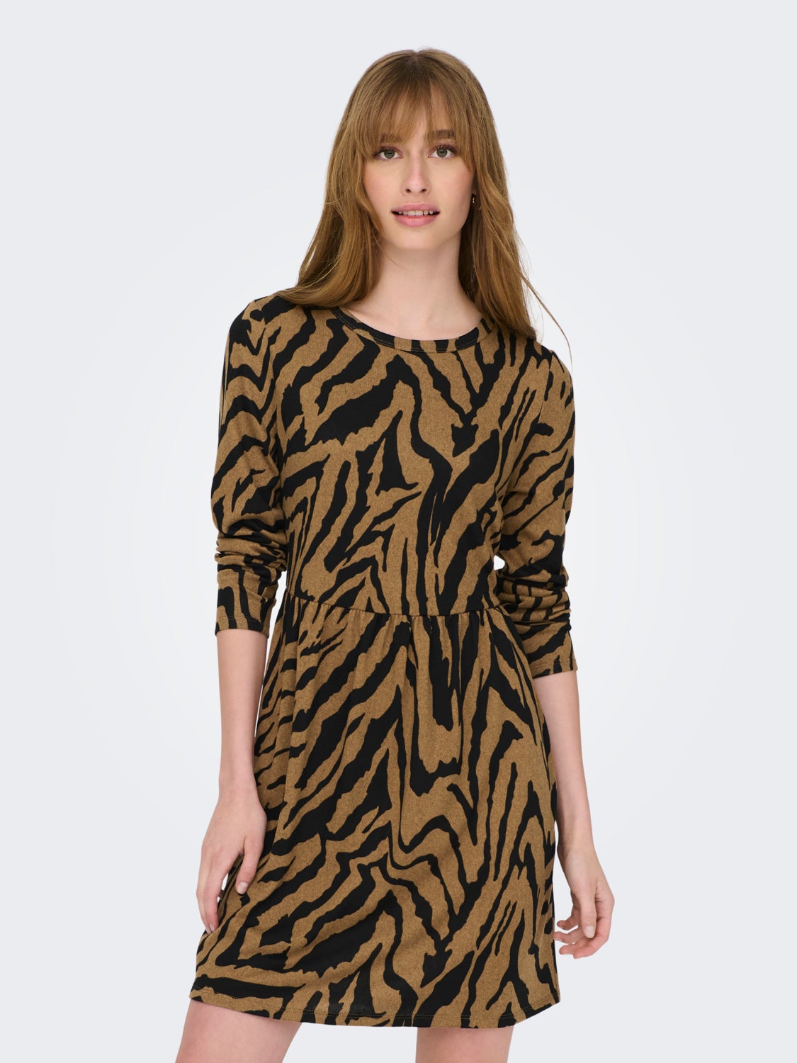 MINI O-NECK SHORT DRESS