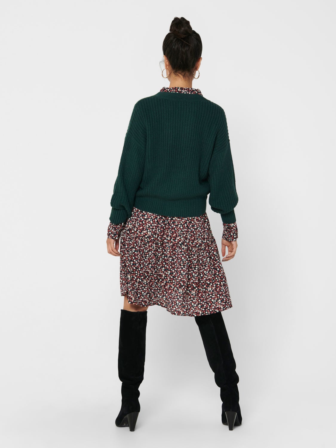 Short Knitted Cardigan