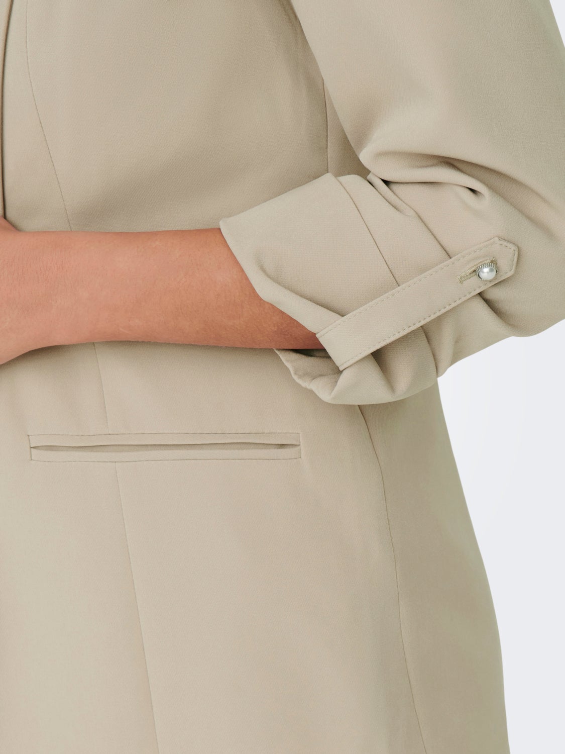 Long 3/4 sleeved blazer