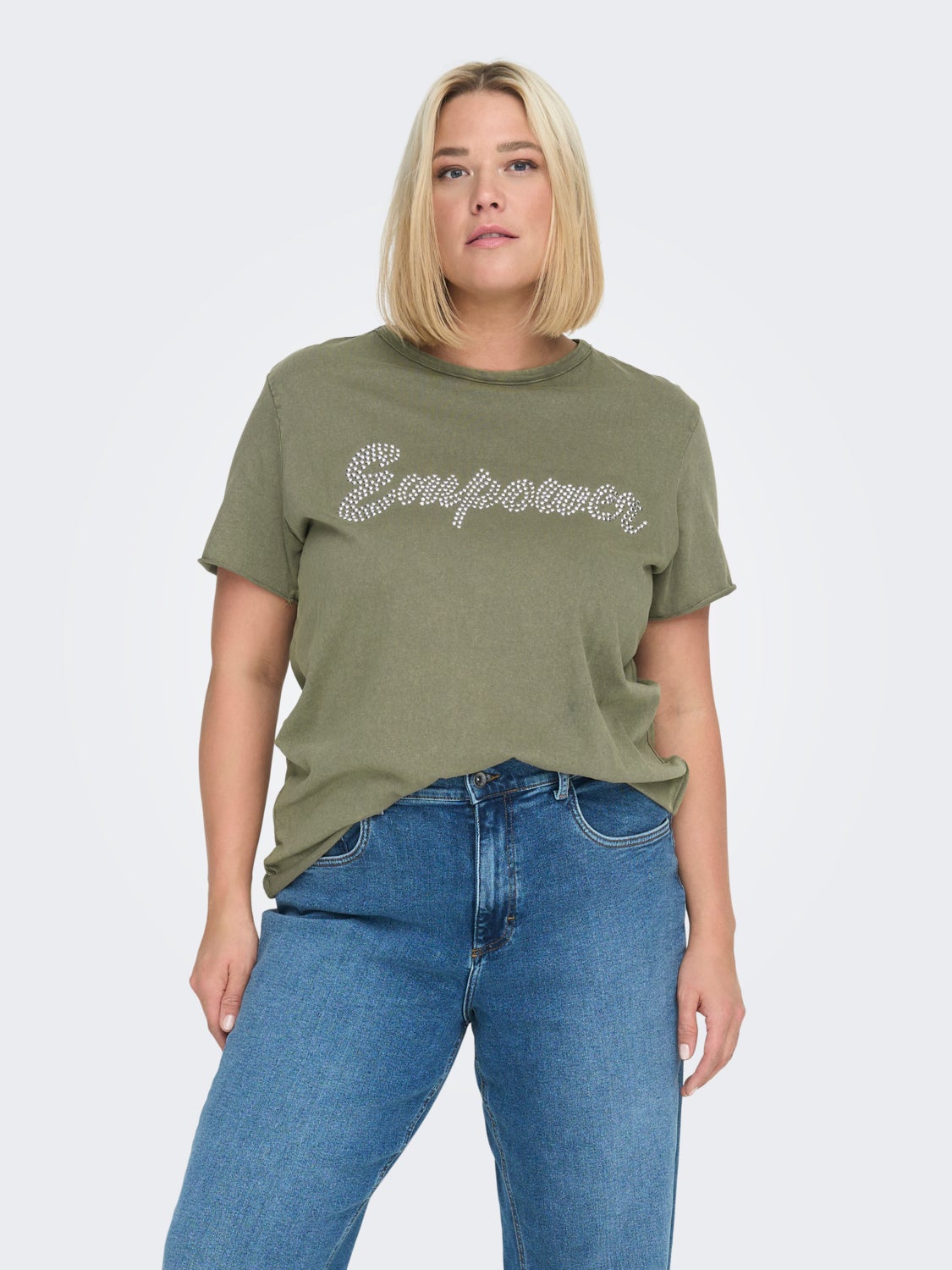Curvy detailed t-shirt