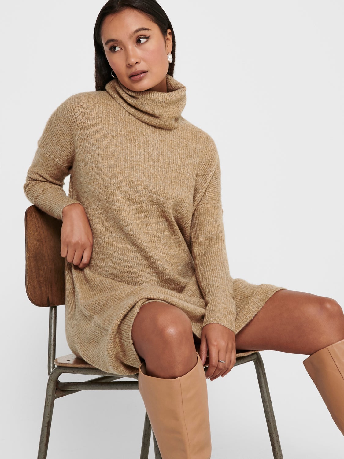 Long sleeved Knitted Dress