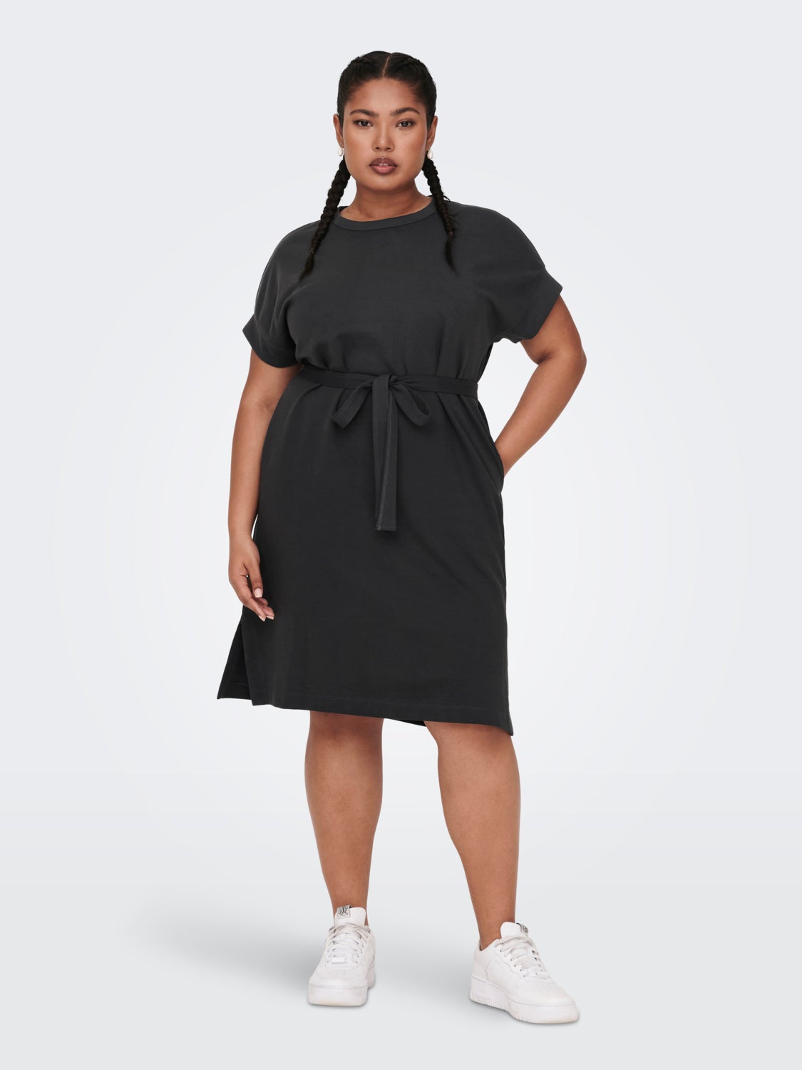 Curvy short sleeve dress