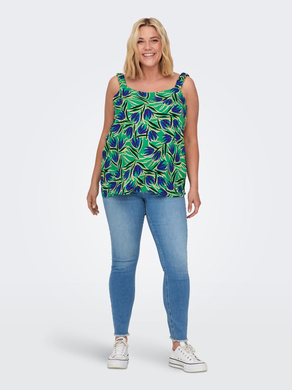 Curvy printed top