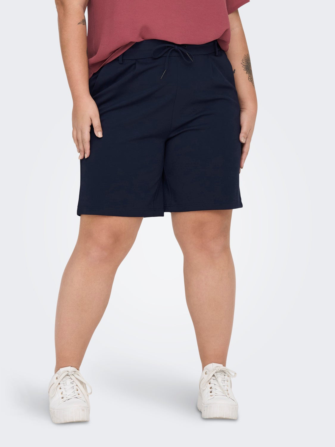 Curvy drawstring shorts