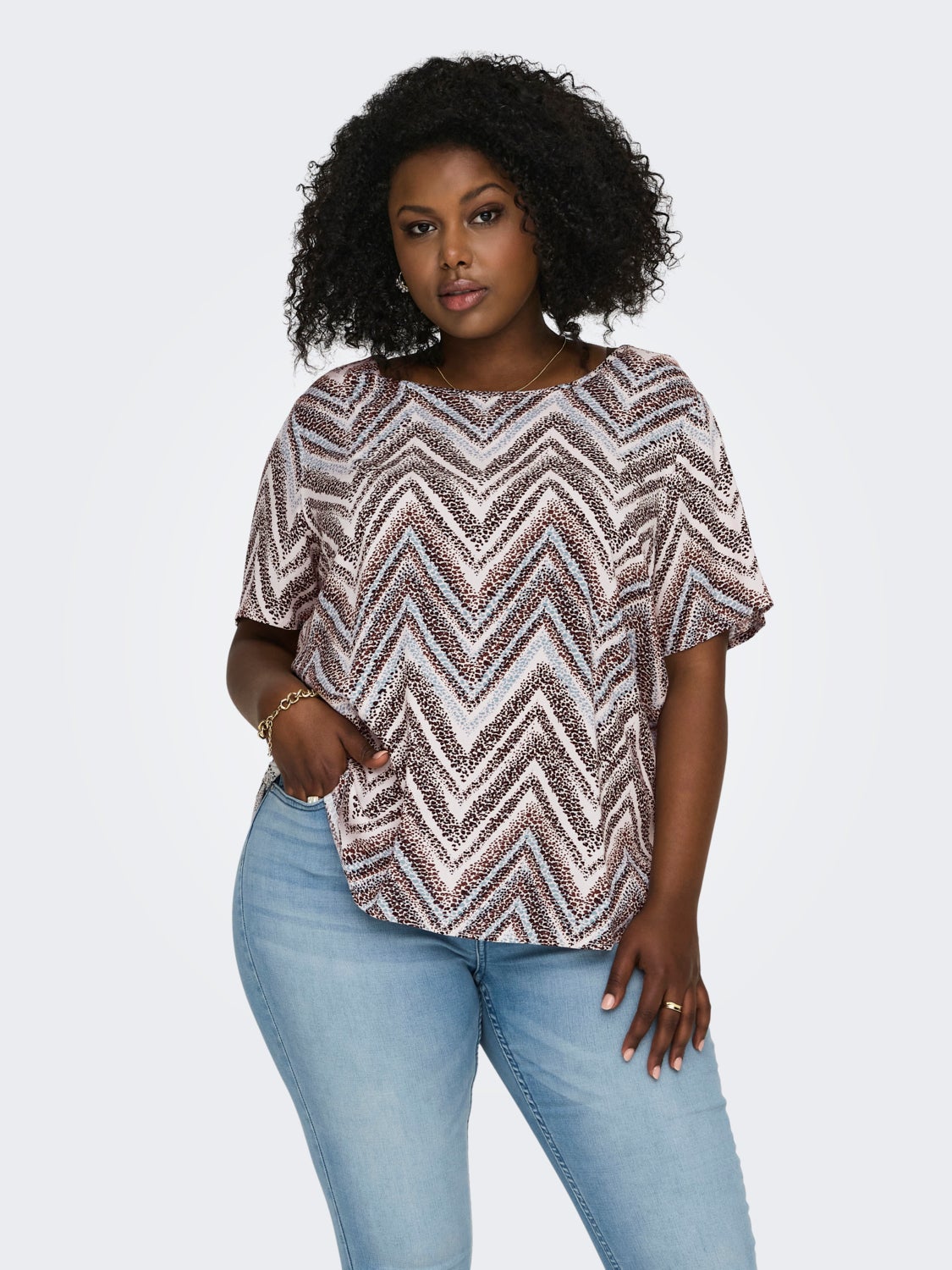 Curvy viscose top