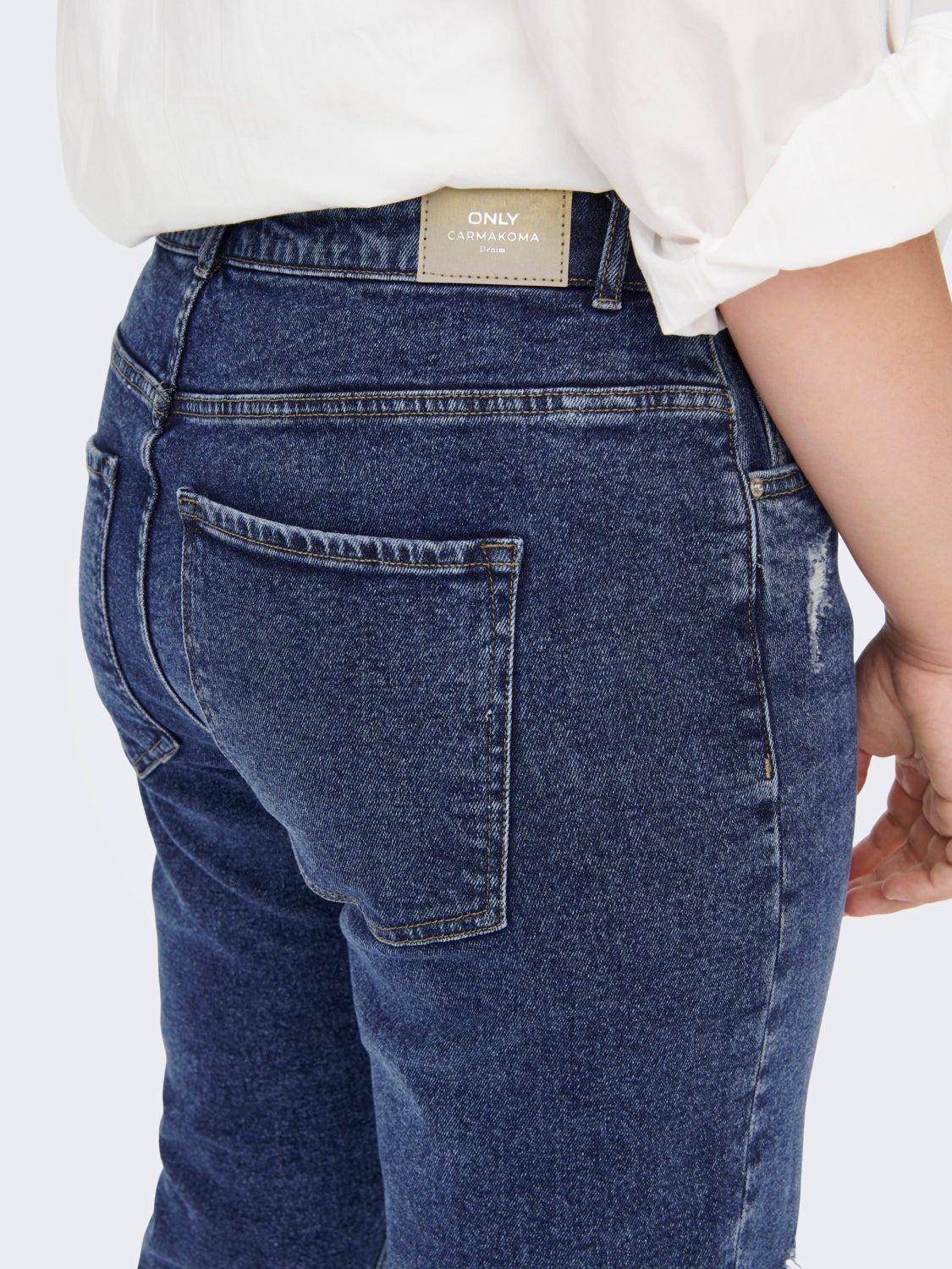 Curvy CARENEDA HW ANK DEST mom jeans
