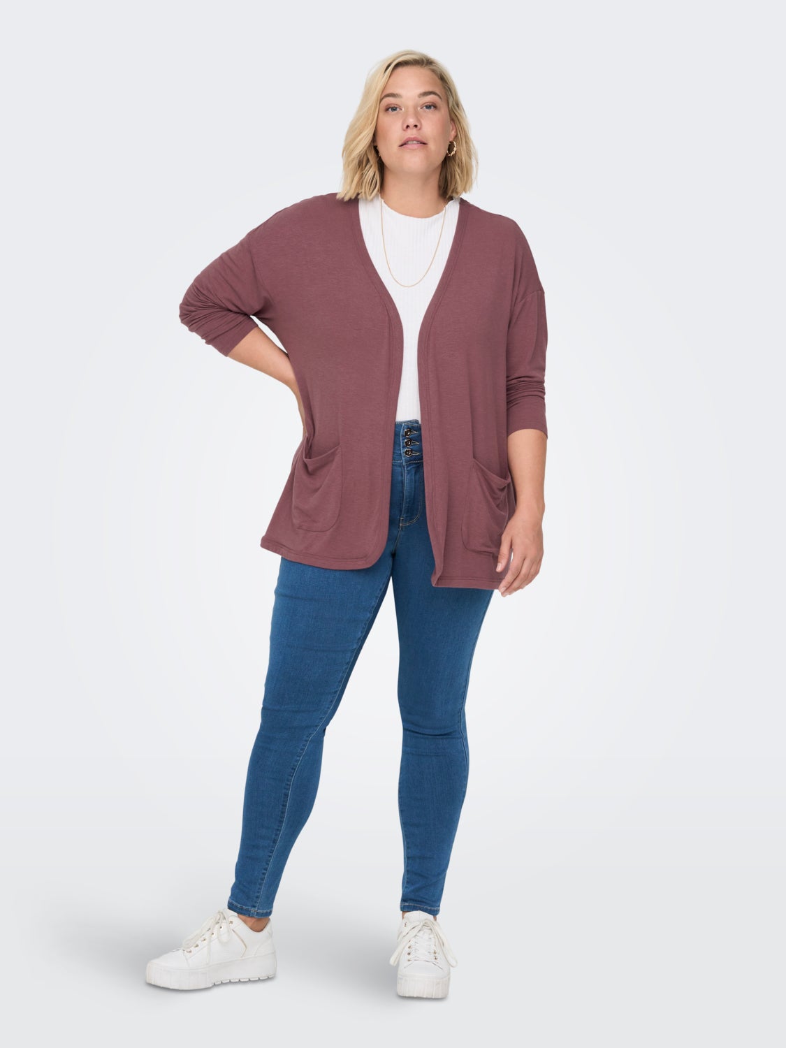 Curvy cardigan with pockets