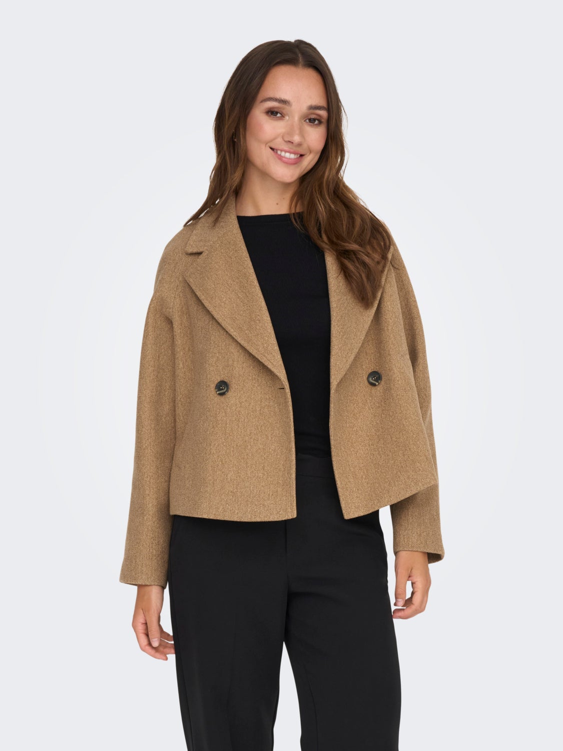 Short jacket with buttons