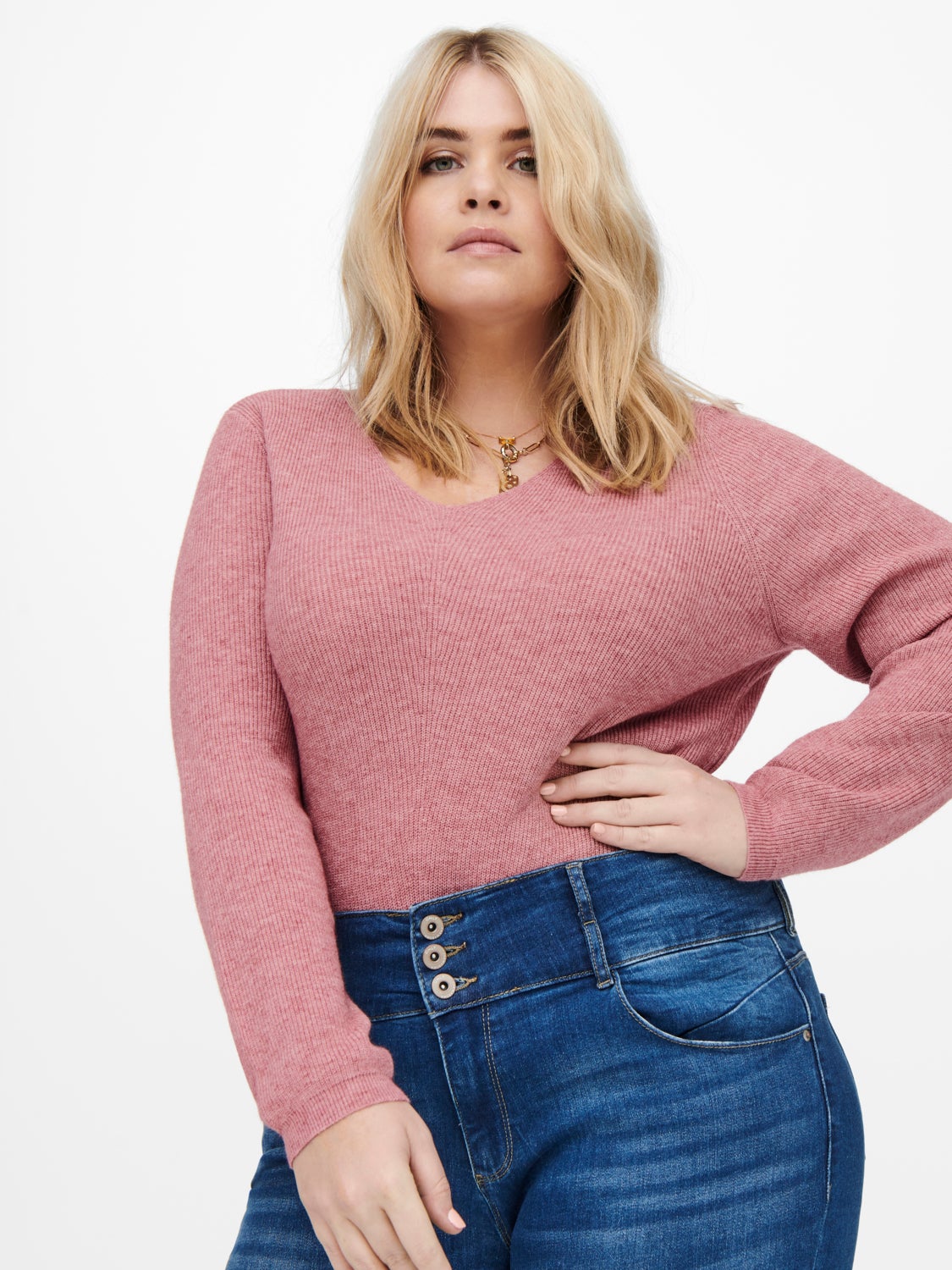 Curvy Knitted Pullover