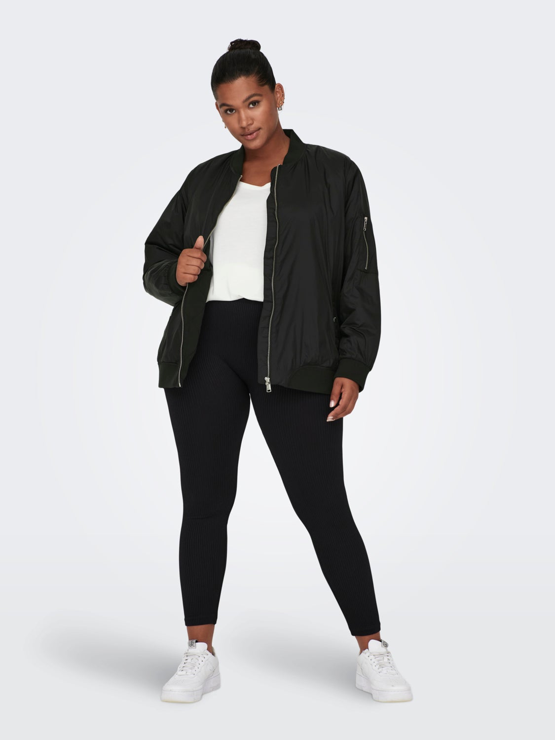 Curvy Bomber jacket