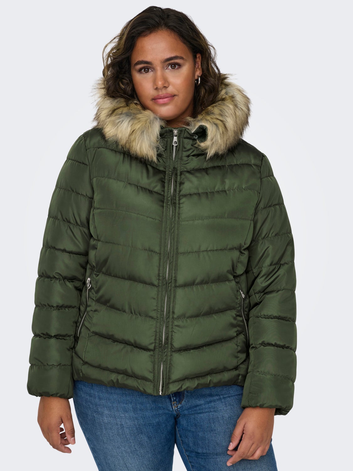 Curvy quilted jacket