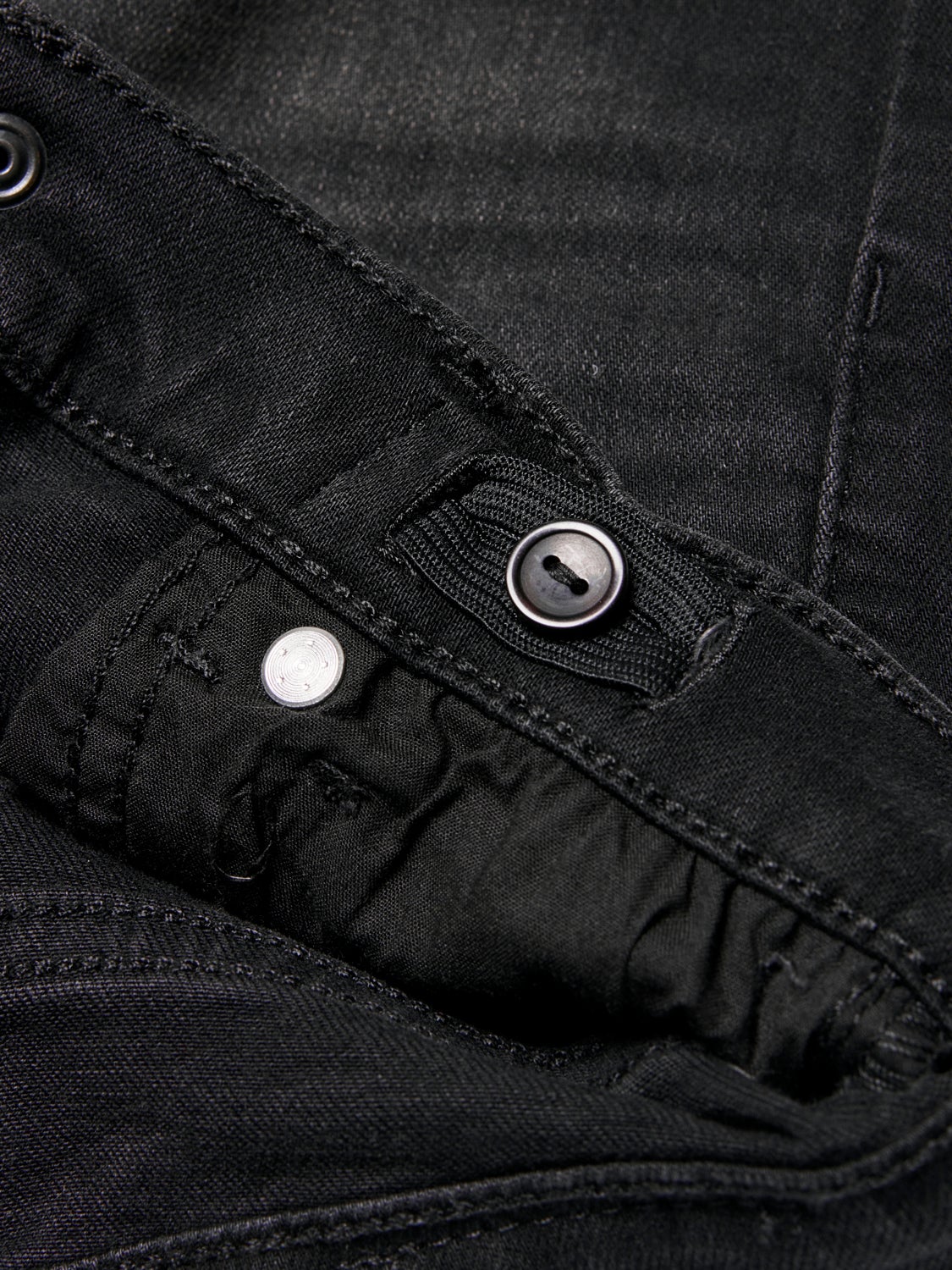 KONBlush Denim shorts