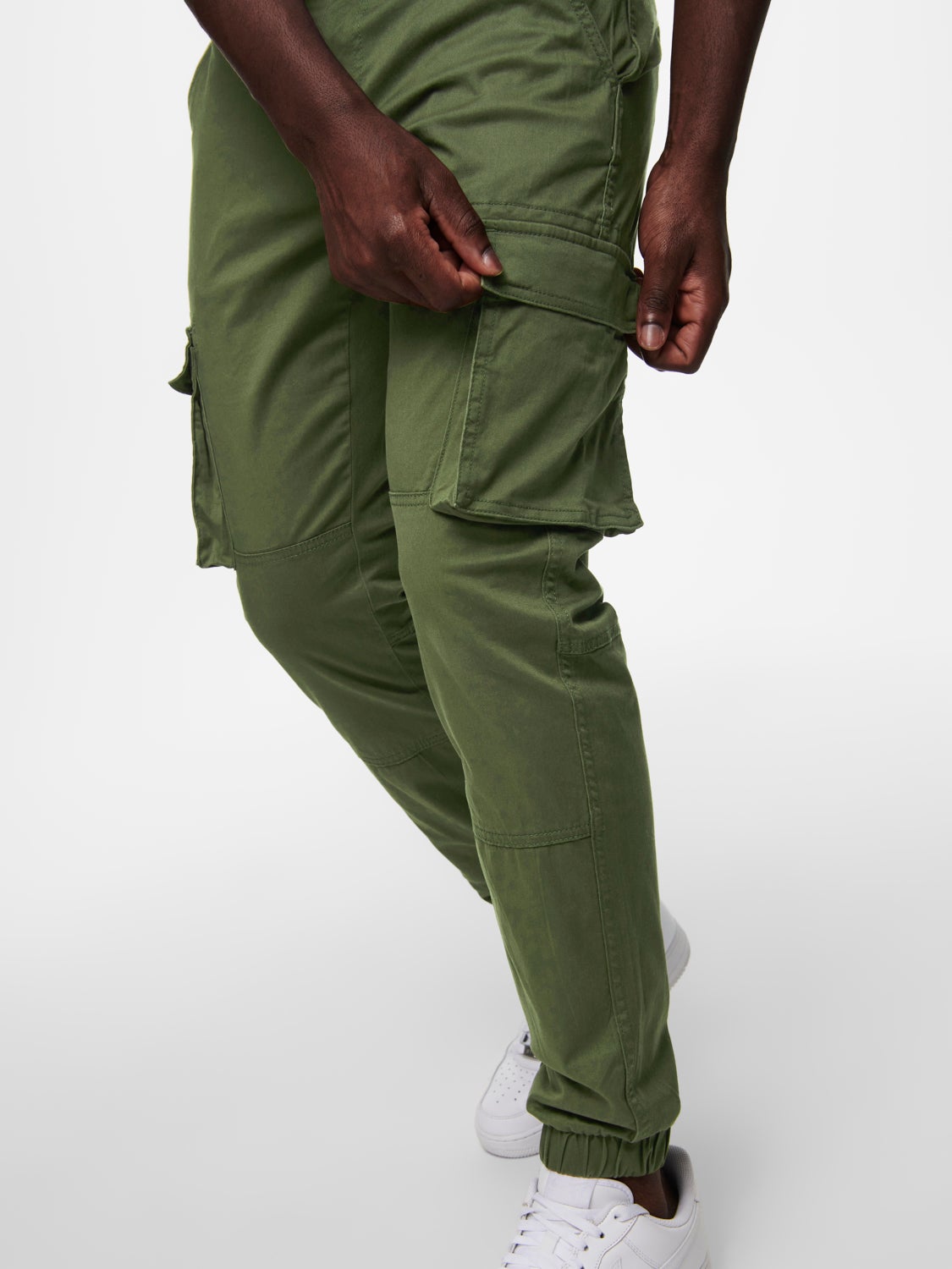 Cargo trousers