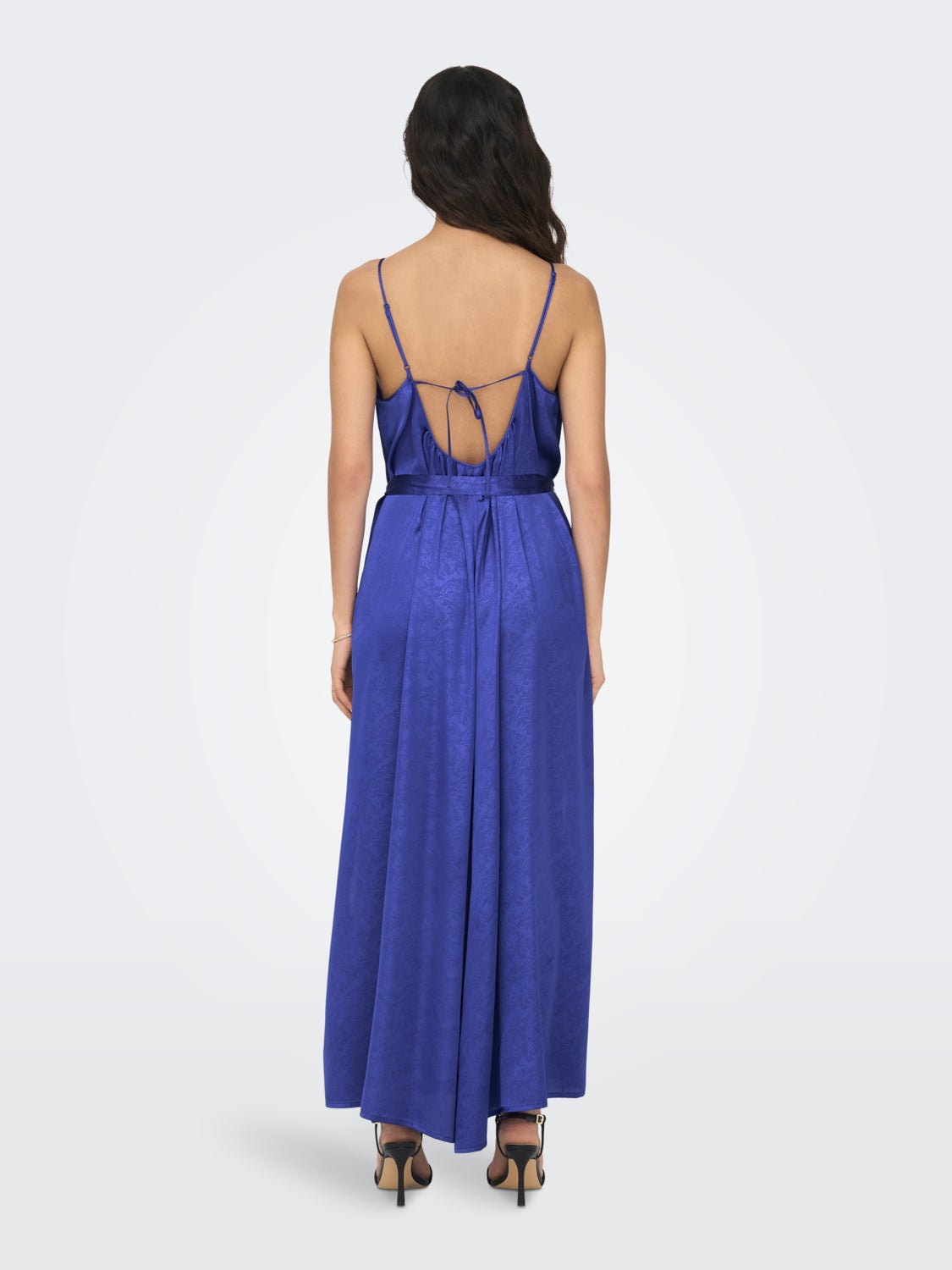 Maxi u-neck dress