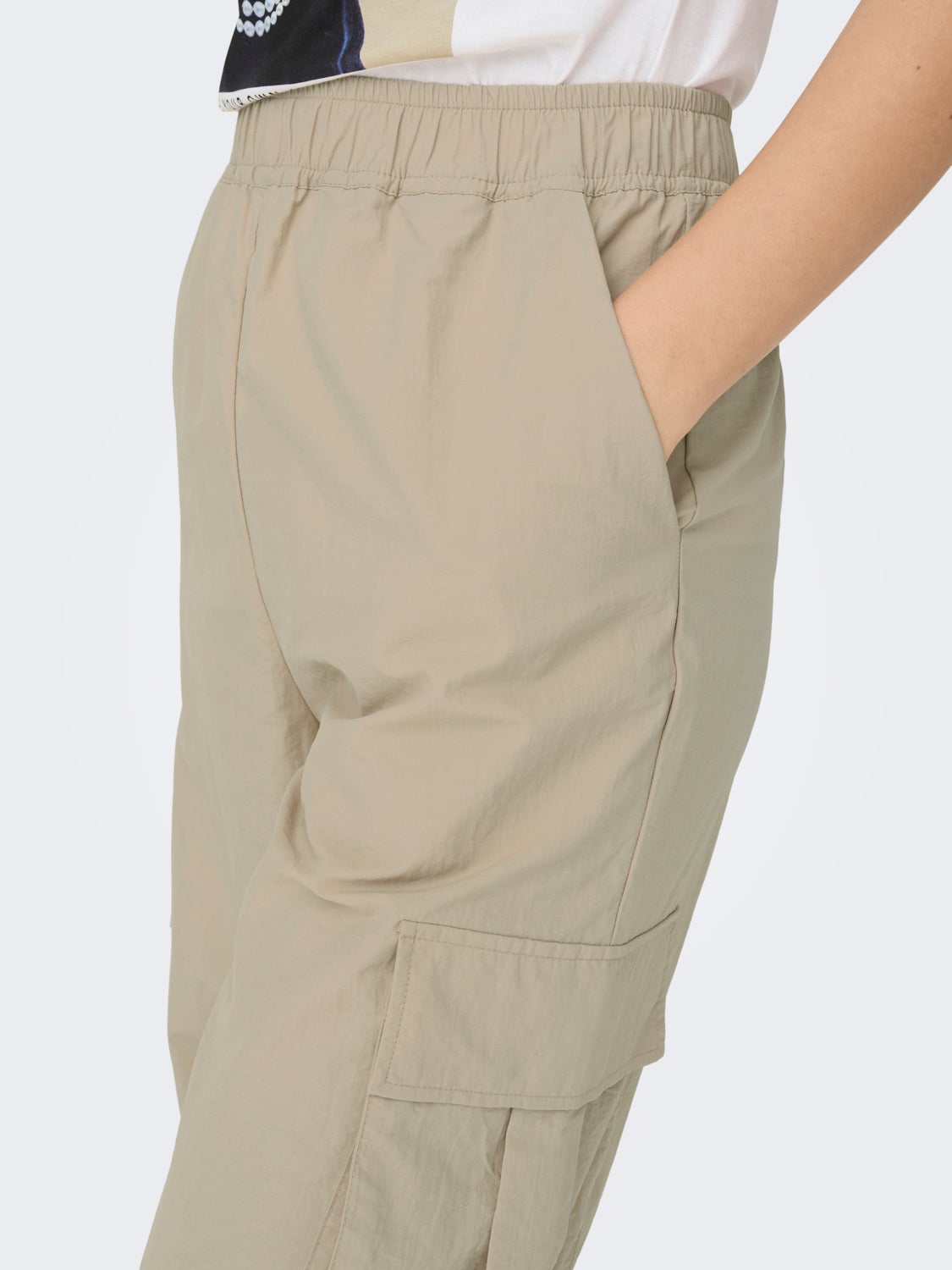 mid waist cargo pants