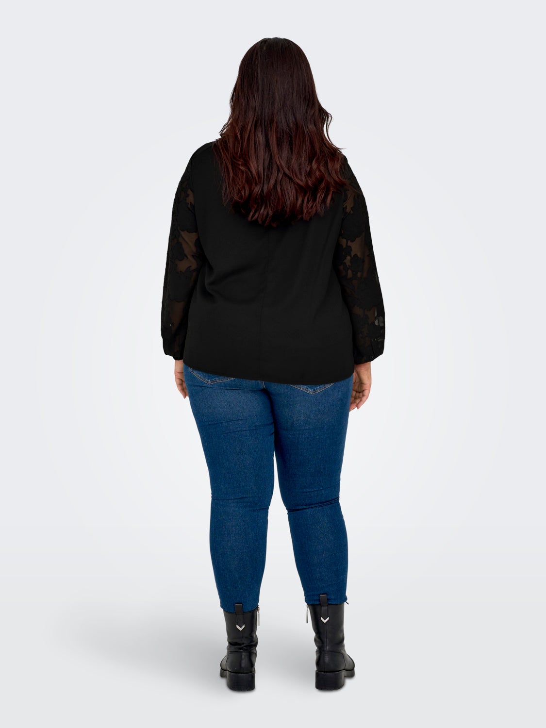 Curvy o-neck top