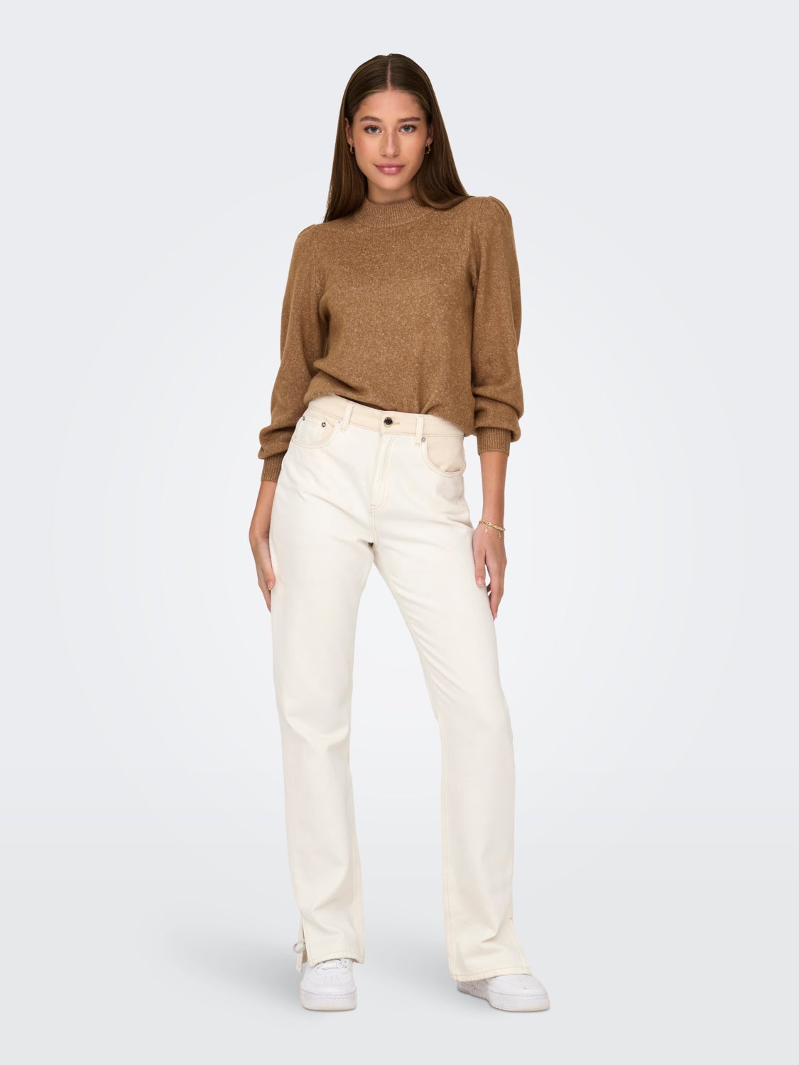 High neck knitted pullover