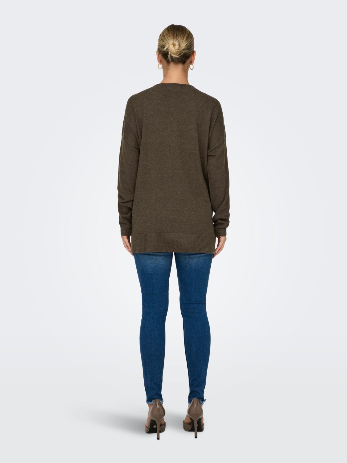 Knitted o-neck pullover