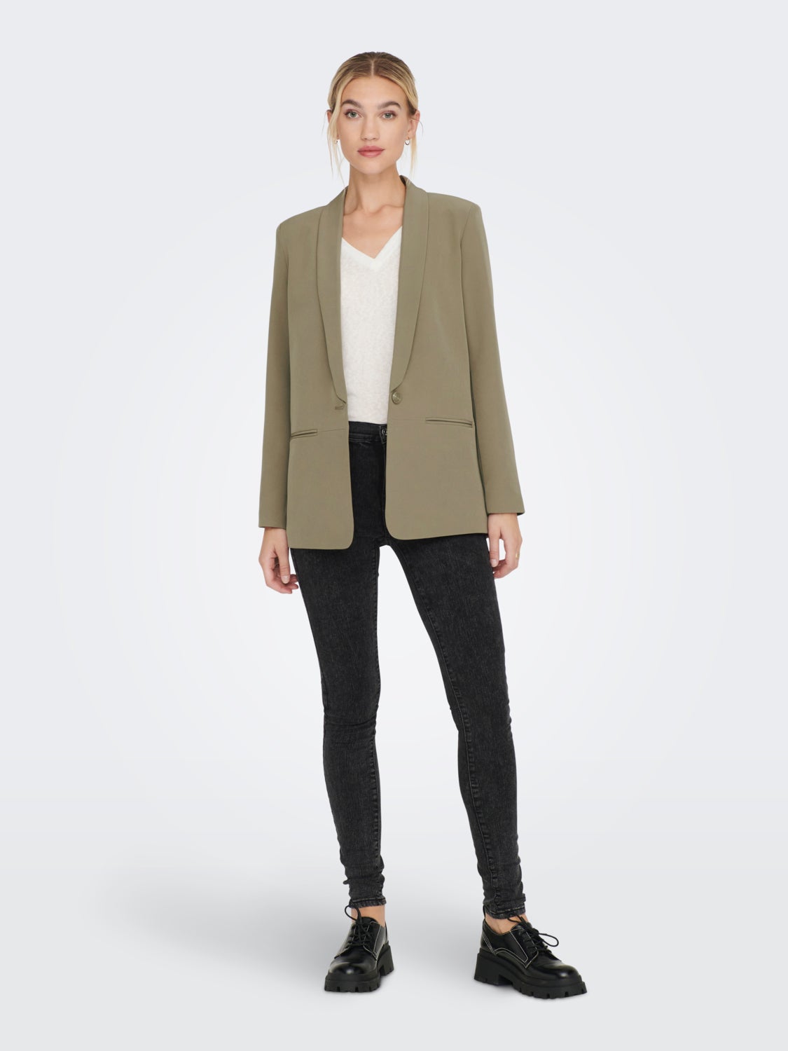 Classic box fit blazer