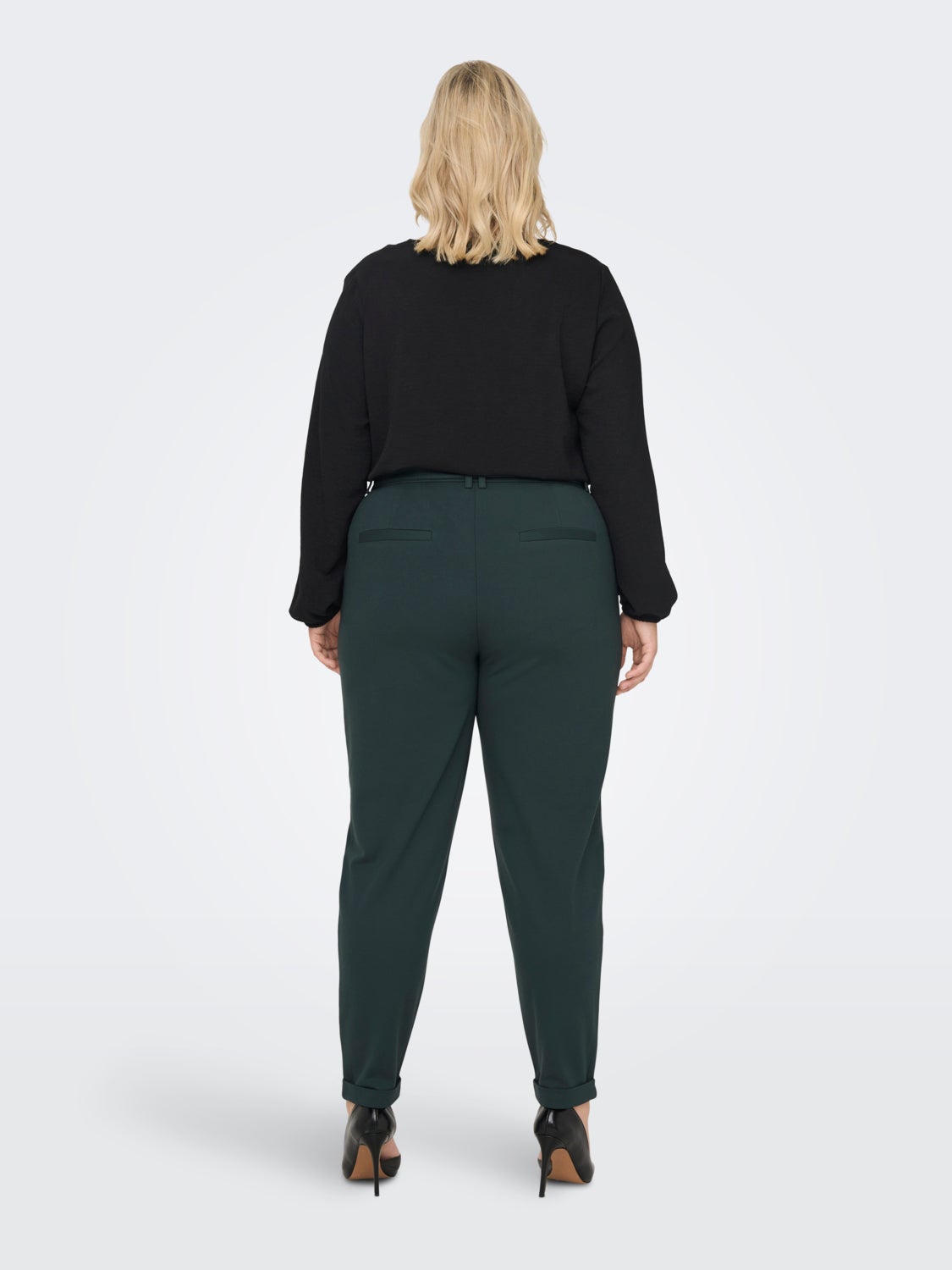 Curvy long sleeve top