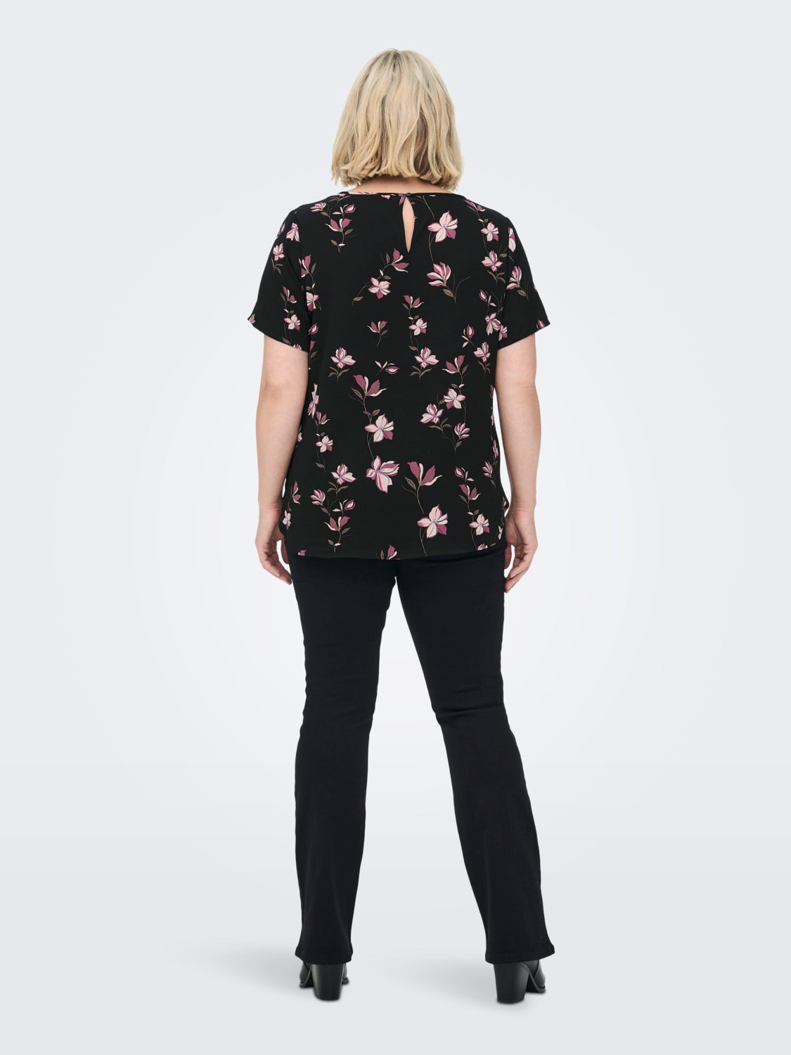 Curvy short sleeve Top