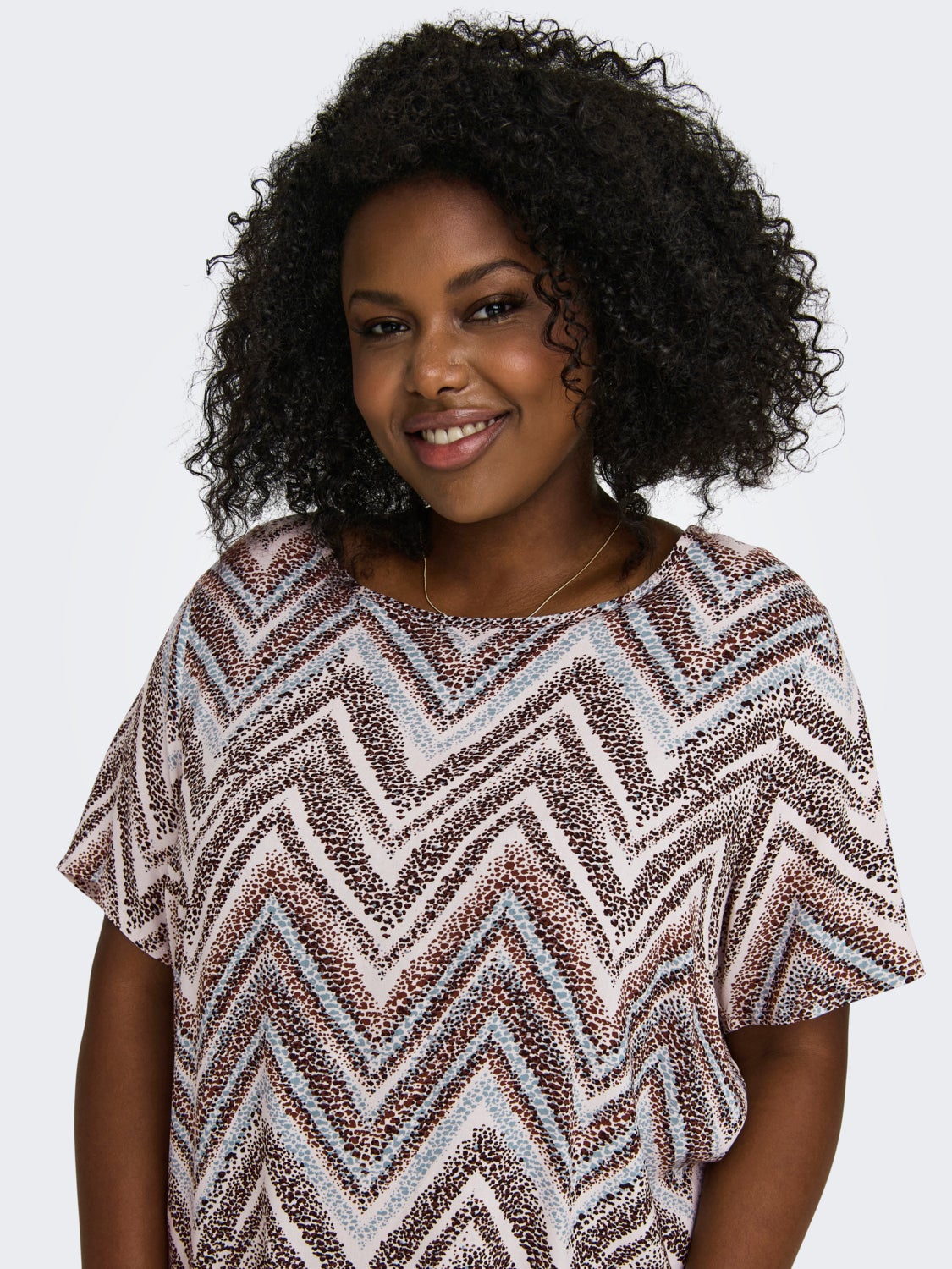 Curvy viscose top