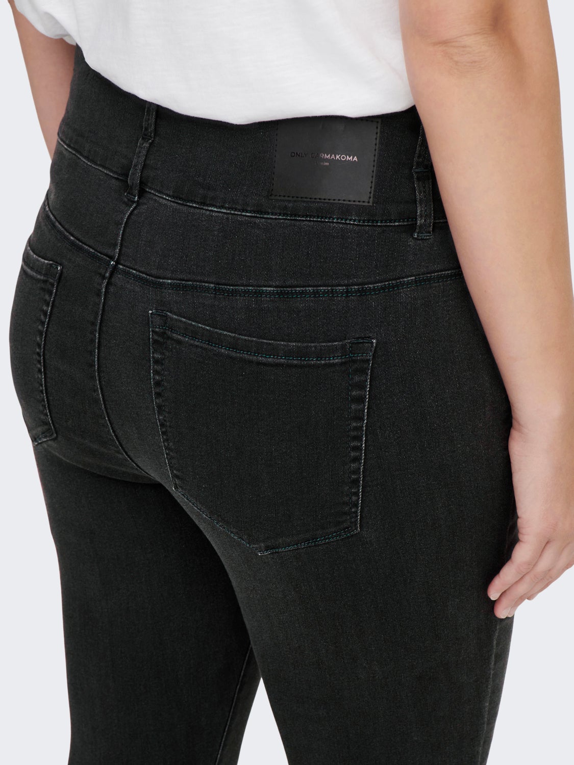 CARANNA HW SK ANK JEANS BLACK WASH