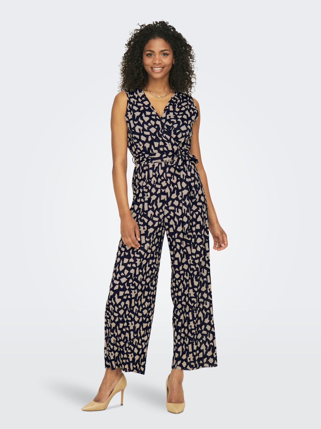 Jumpsuit with tie waist