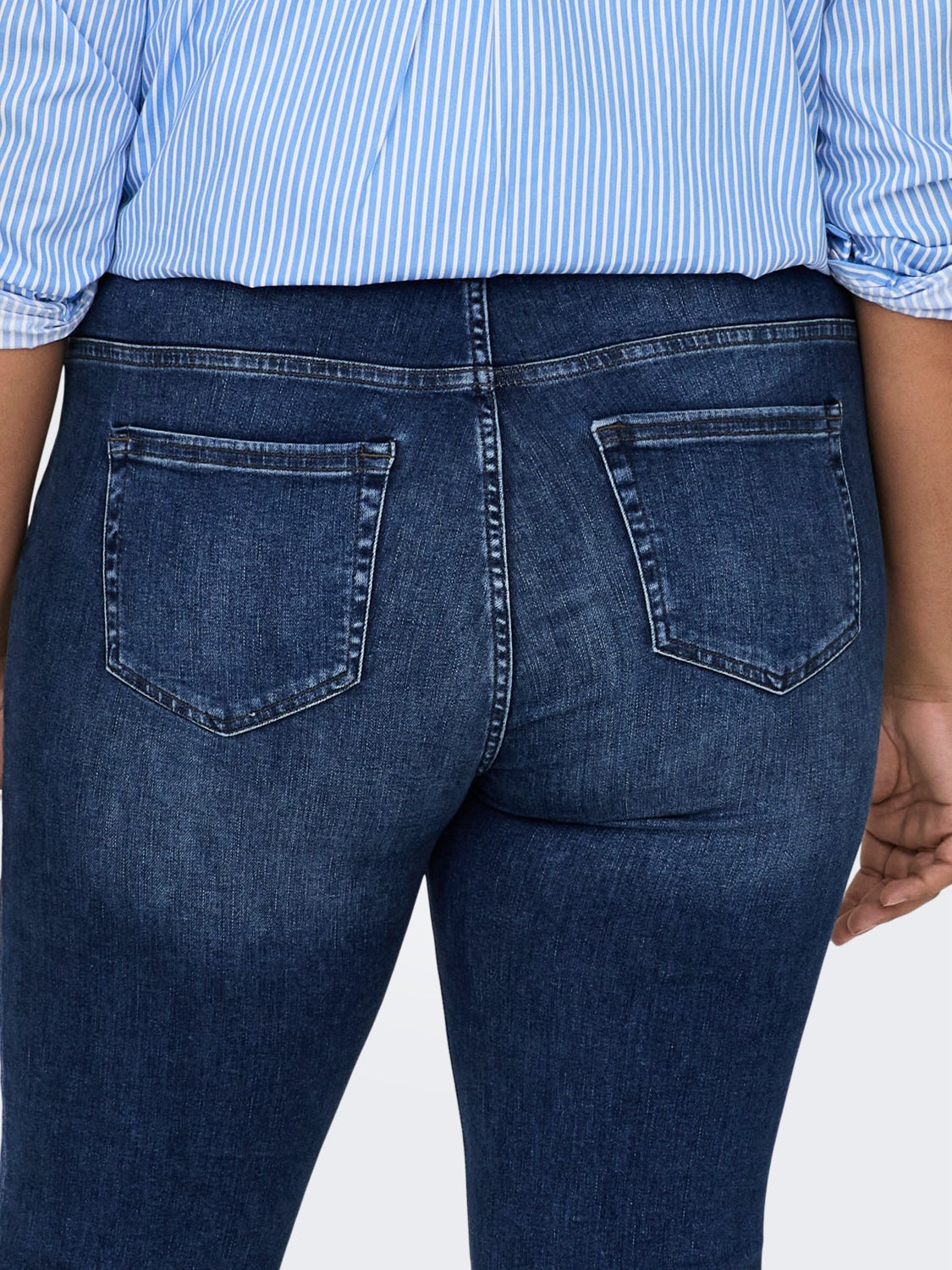 carwilly reg flared dnm tai