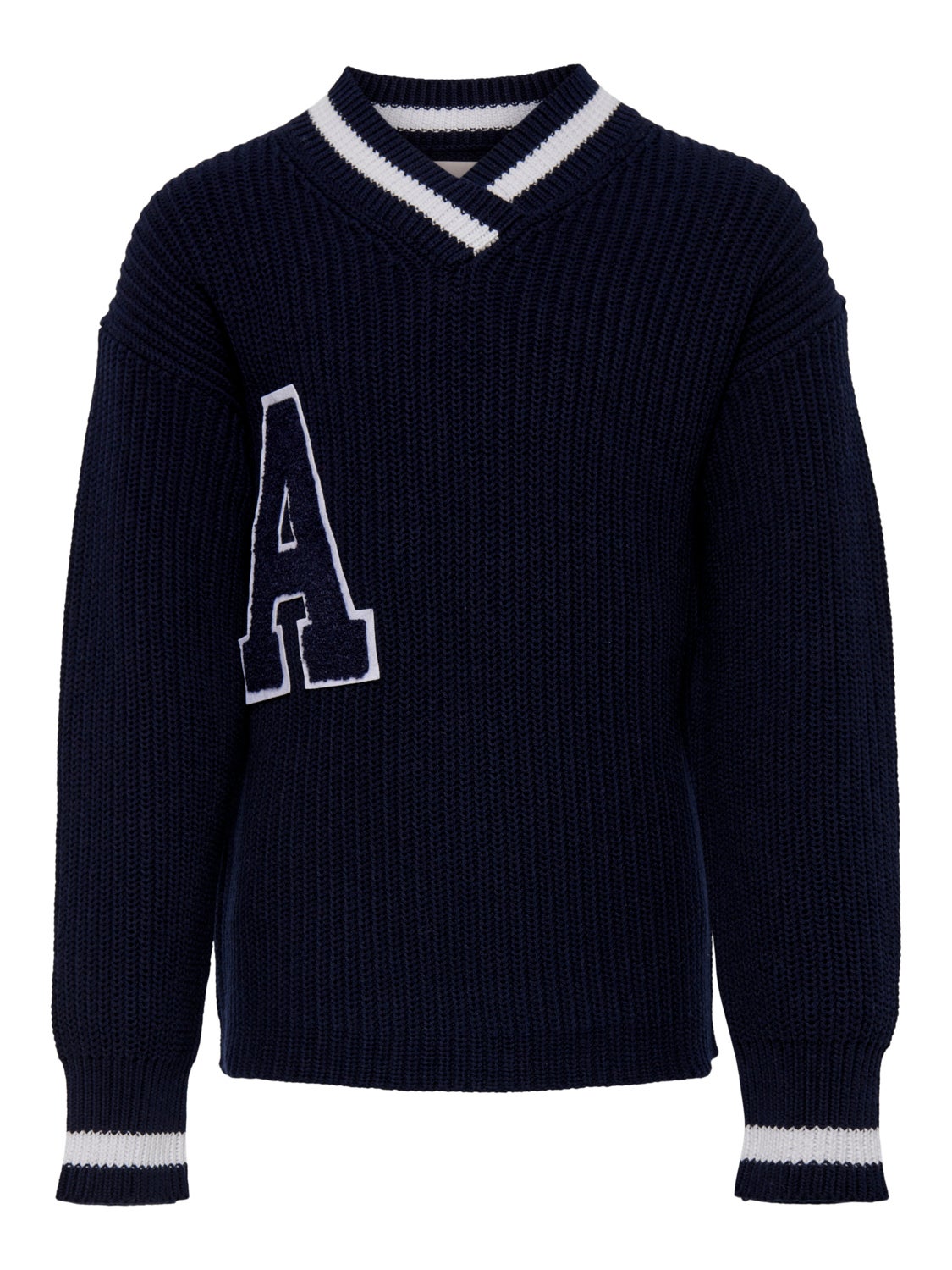 Detailed knitted pullover