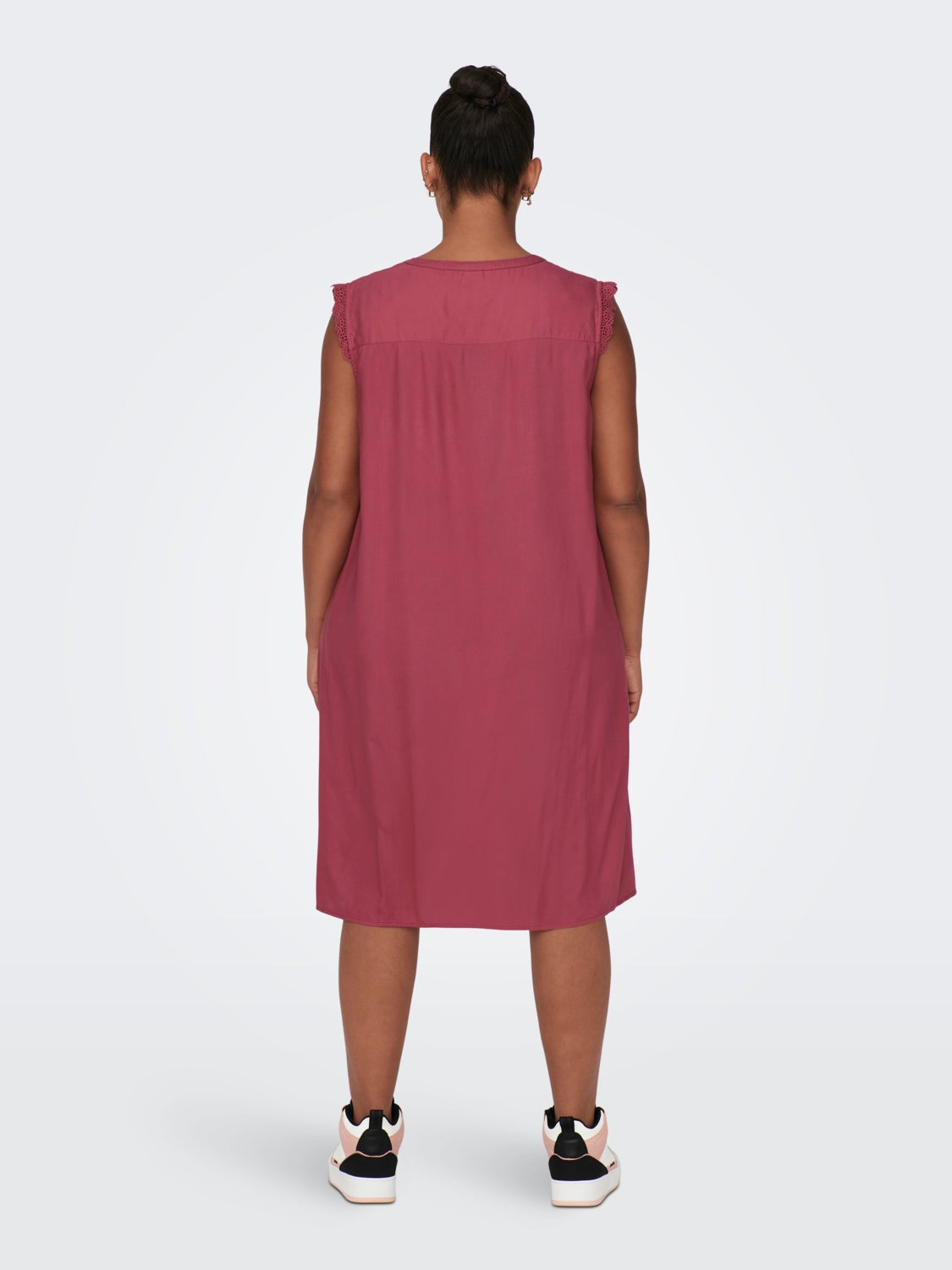 Curvy viscose fitted Sleeveless dress