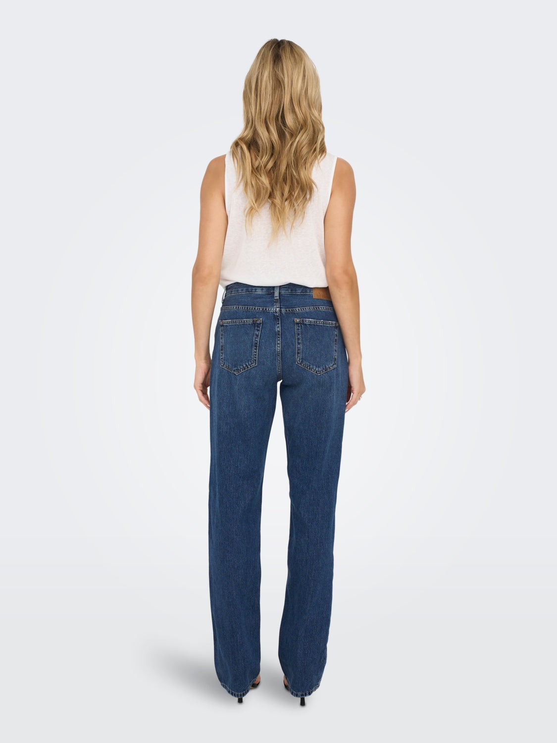 ONLJACI MW STRAIGHT FIT JEANS