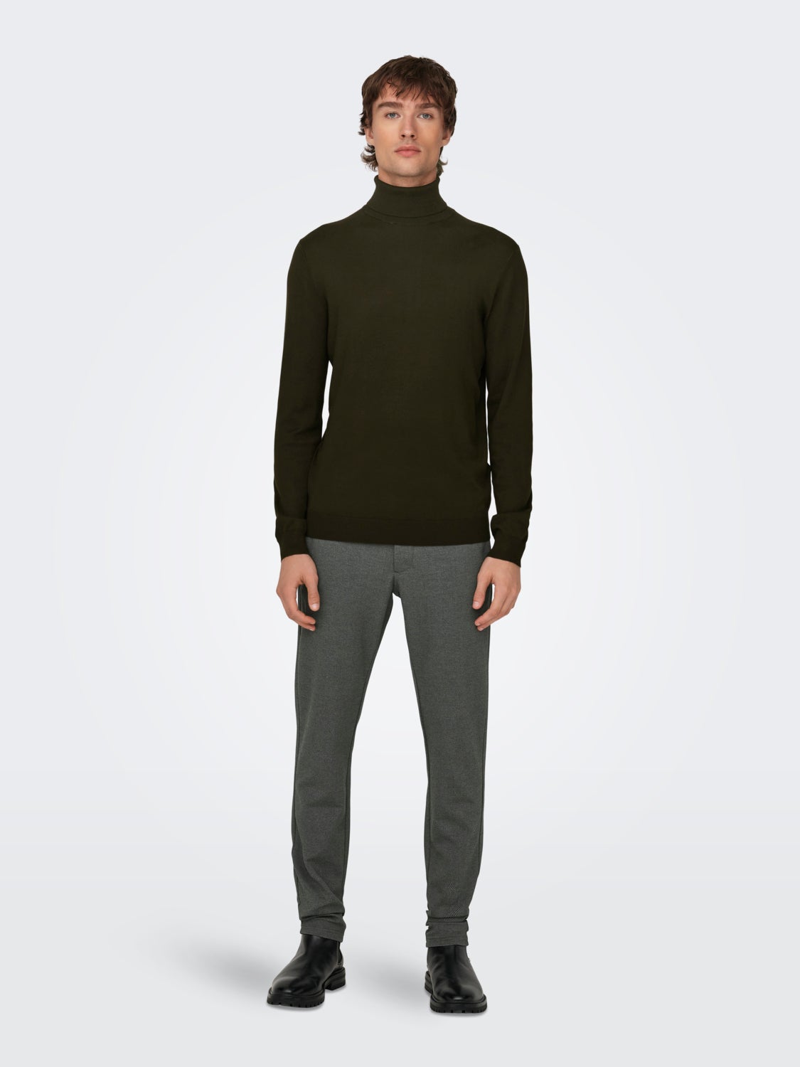 Roll neck knitted pullover