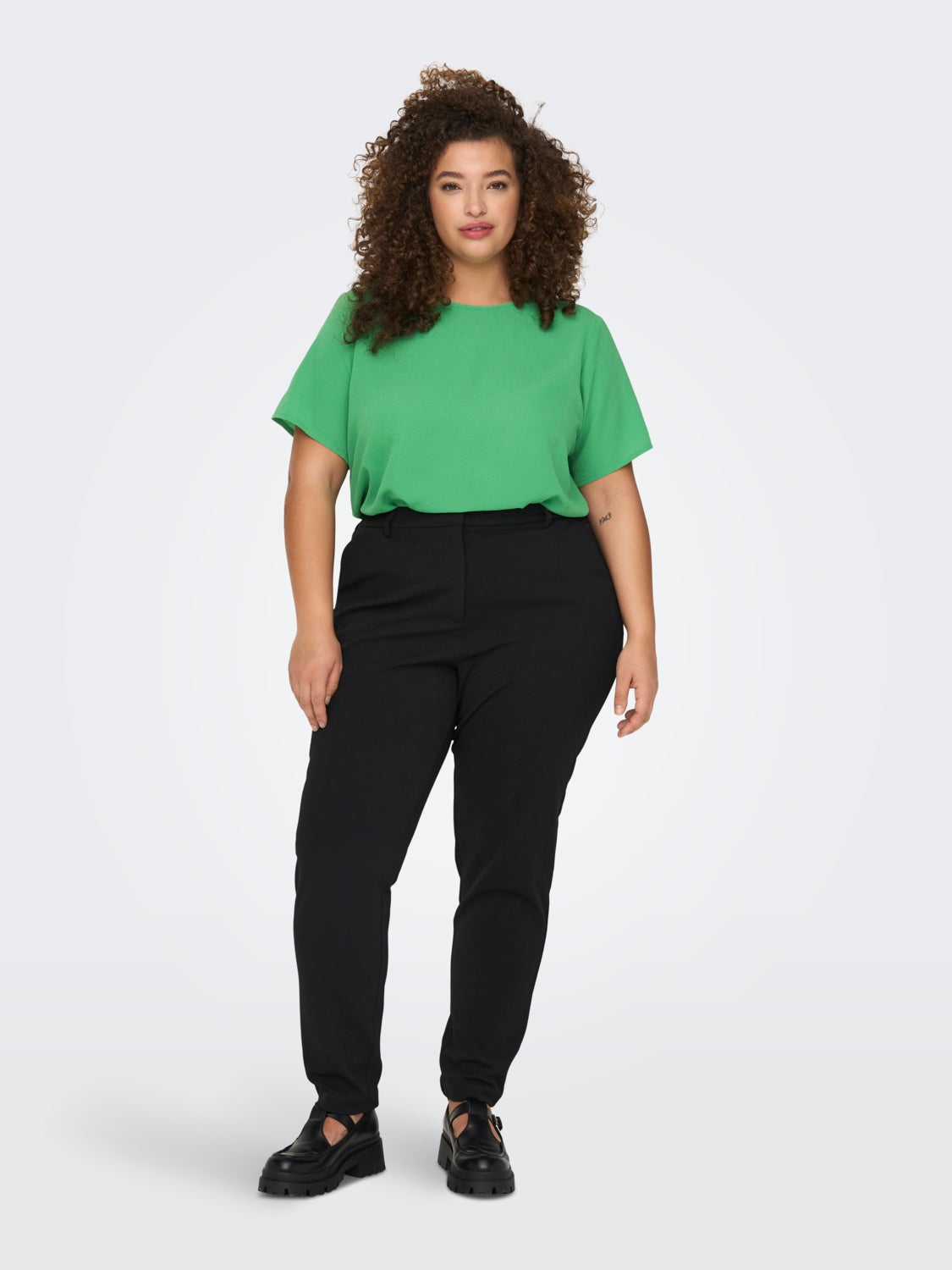 Curvy short sleeve Top