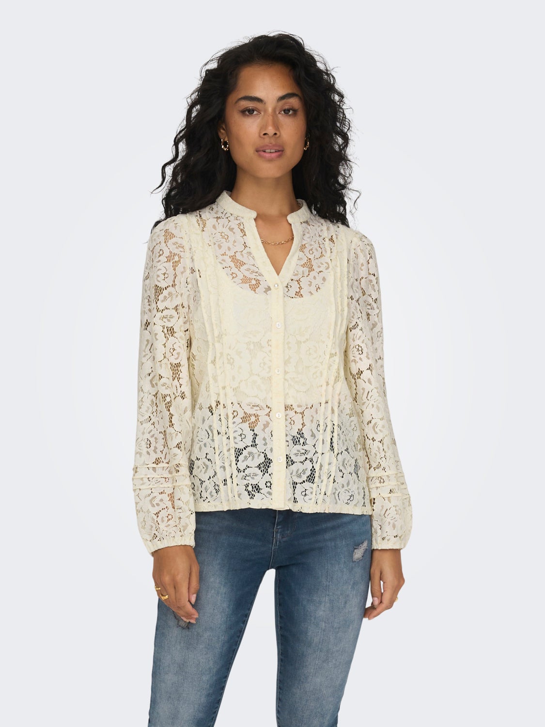 V-neck shirt with lace