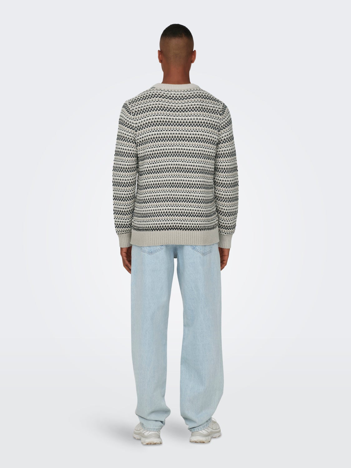 Crewneck knitted pullover