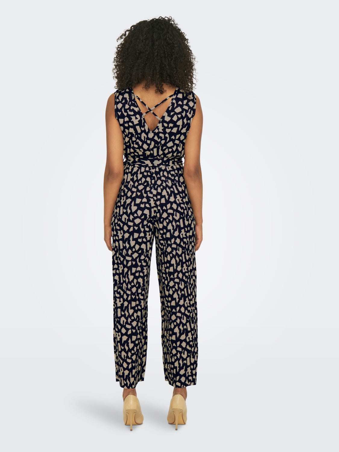 Jumpsuit with tie waist