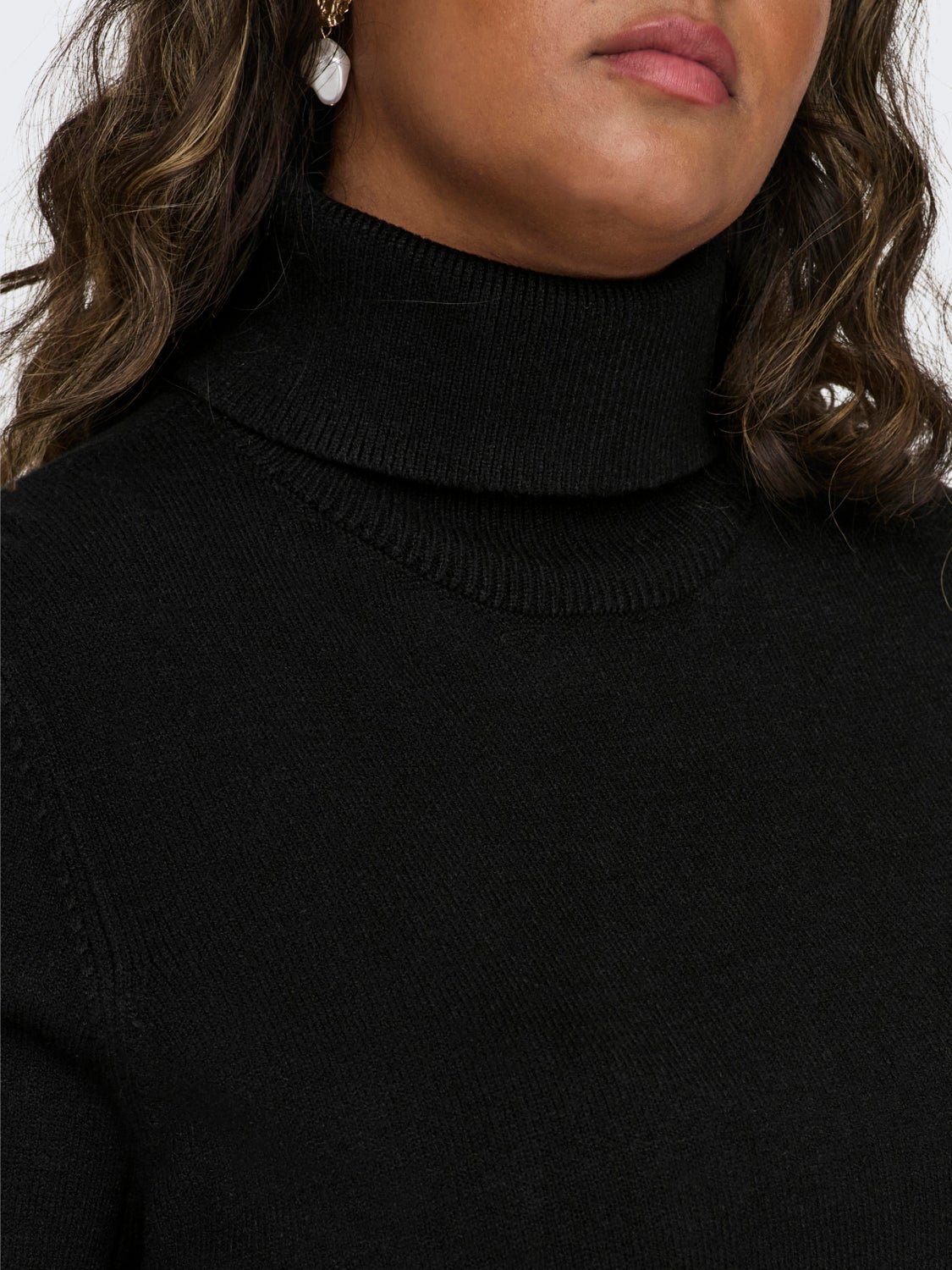 Curvy knit sweat with high neck