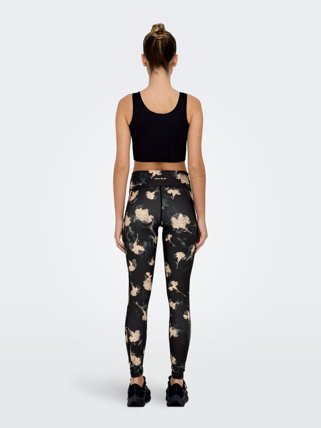 Sports leggings with high waist