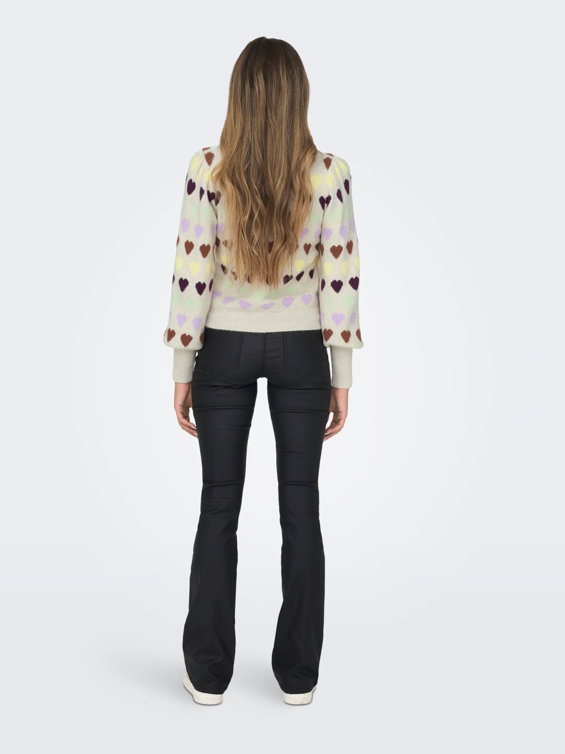 O-neck patterned knitted pullover