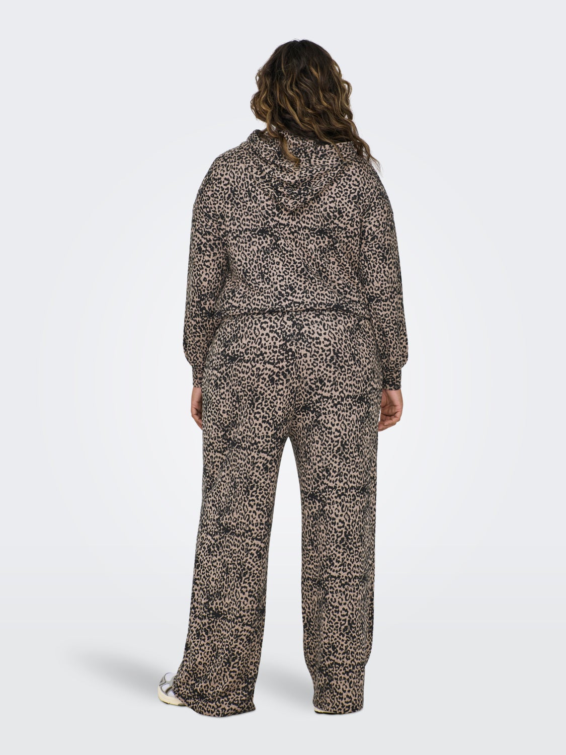 Curvy printed trousers