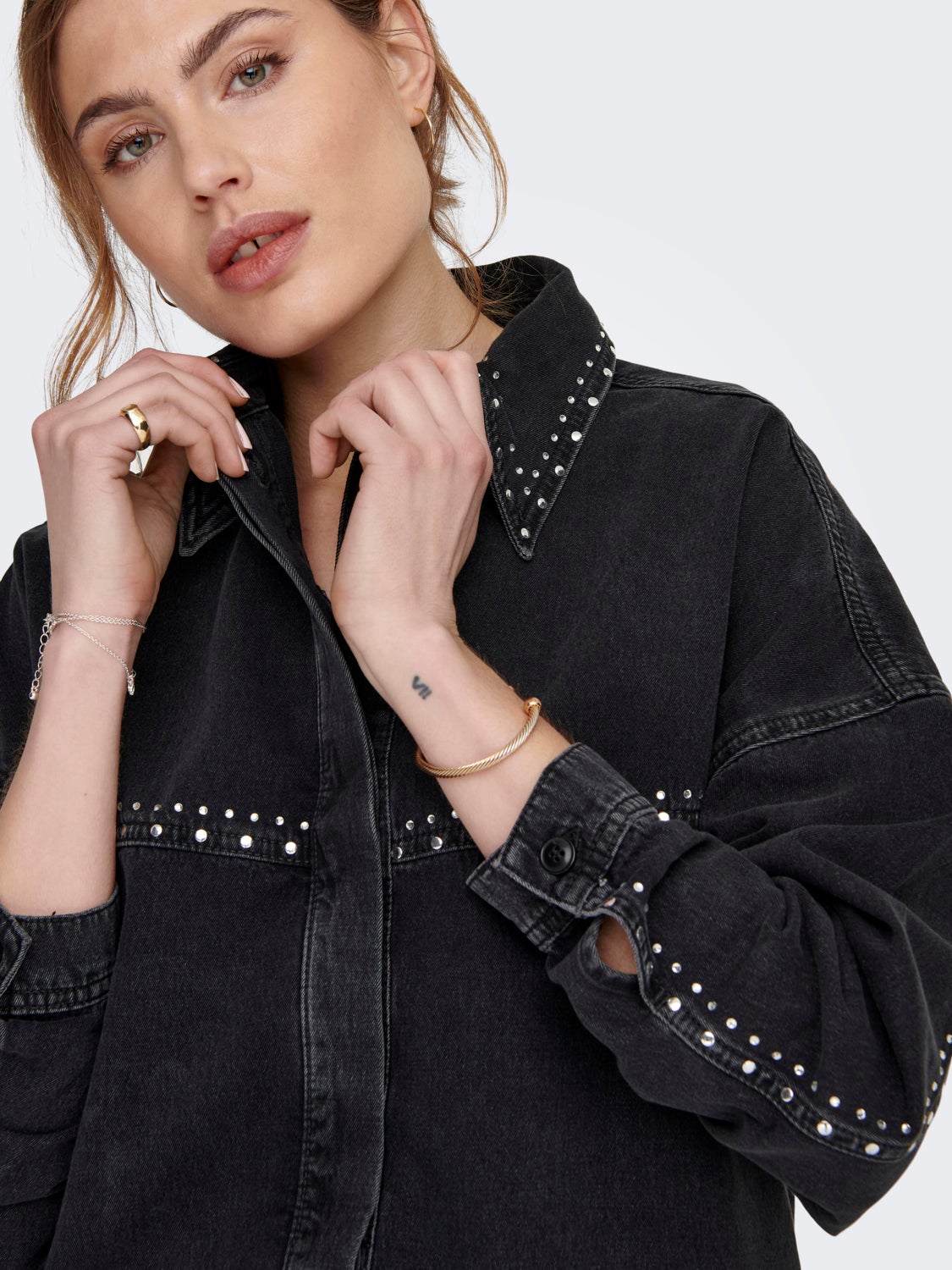 Detailed denim jacket